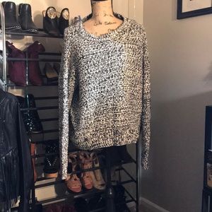 Chunky Heavy black and white knit sweater